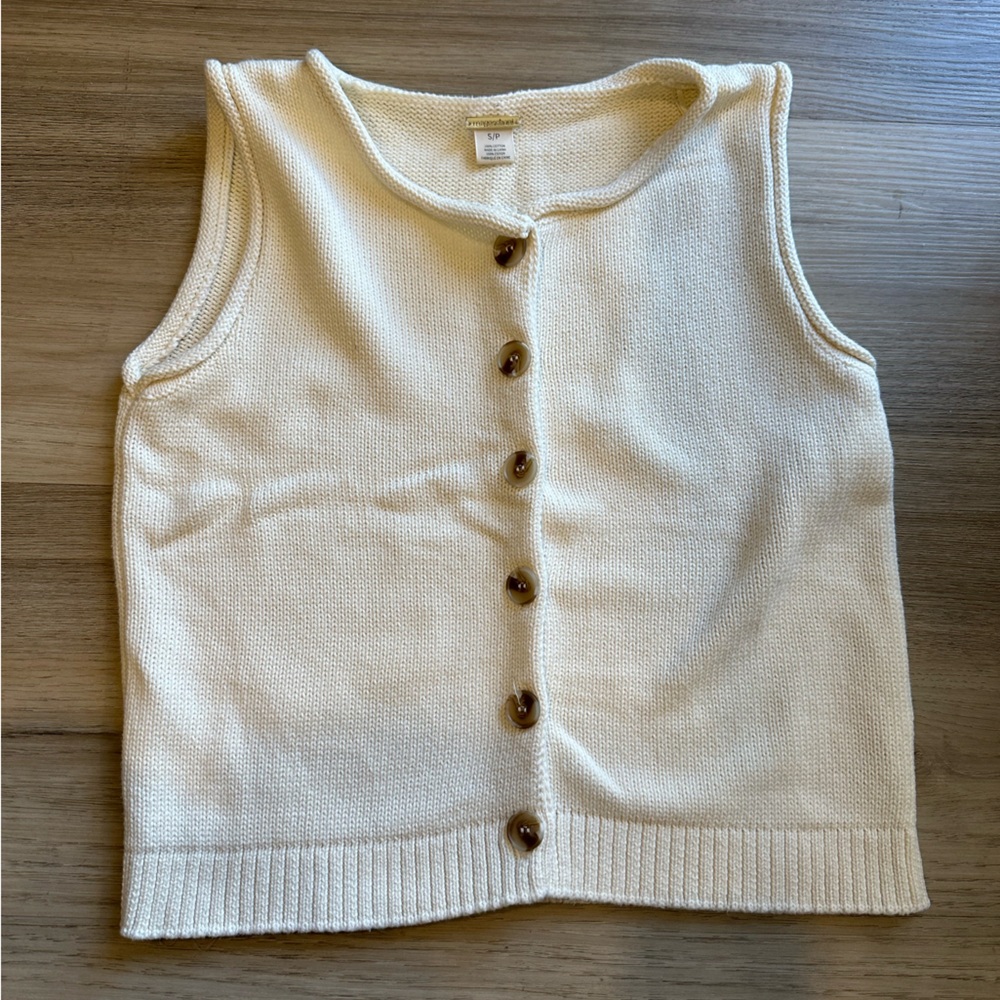 Magaschoni Cream Button-Front Knit Vest with Brown Buttons